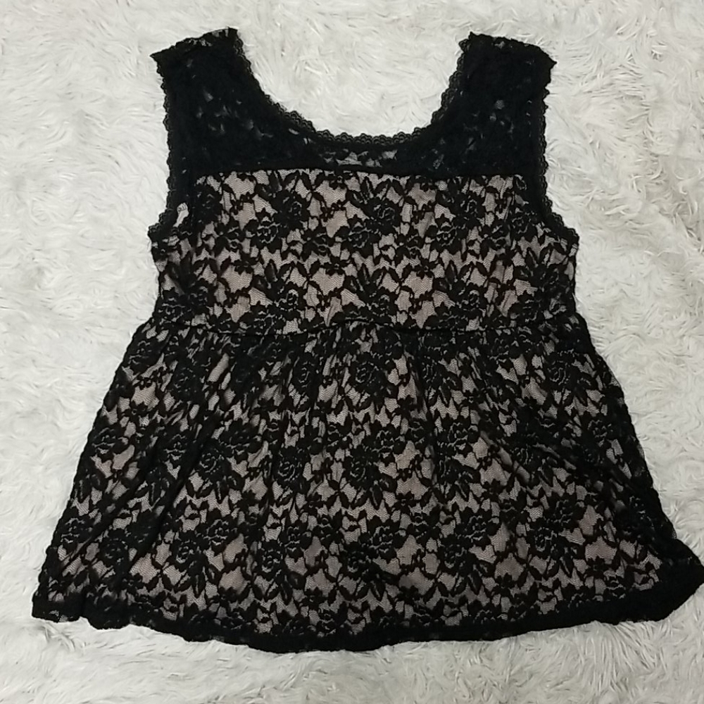 TORRID (Size 0) Lace Babydoll Blouse